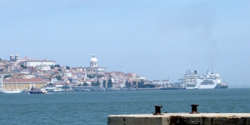 Lisbonne depuis le Tage